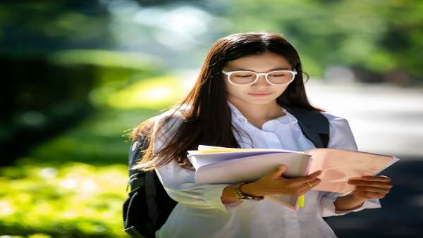 【最新】介護の仕事まるわかり｜仕事内容、給料、資格を徹底解説